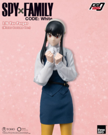 PRE-ORDER Spy x Family FigZero Action Figure 1/6 Yor Forger (Winter Costume Ver.) 31 cm