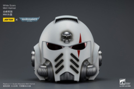 (Pre-order) Warhammer 40,000 Helmet White Scars MkX 30 cm