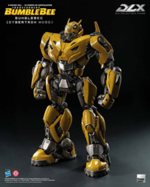 (Pre-order) Transformers: Bumblebee DLX Action Figure Bumblebee (Cybertron Mode) 20 cm