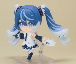 (Pre-order) Character Vocal Series 01: Hatsune Miku Nendoroid Action Figure Katsushika Hokusai Collaboration Ver. (Rella) 10 cm