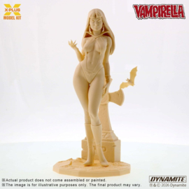 (Pre-order) Vampirella Plastic Model Kit 1/8 Vampirella 22 cm (Reproduction)