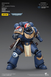 (Pre-order) Warhammer 40,000 Action Figure Ultramarines Titus with Laurels of Victory 13 cm