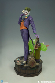 (Pre-order) DC Comics Maquette 1/4 The Joker 61 cm
