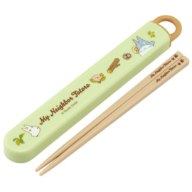 (Pre-order) My Neighbor Totoro Chopsticks with Box Totoro & Catbus 16 cm