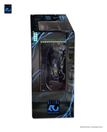 (Pre-order) Aliens Ultra Deluxe Action Figure Alien Queen (40th Anniversary) 38 cm