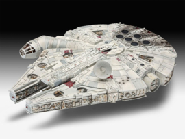 (Pre-order) Star Wars Model Kit 1/72 Millennium Falcon 38 cm