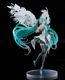 (Pre-order) Character Vocal Series 01: Hatsune Miku PVC Figure 1/7 Happy 16th Birthday Ver. 31 cm