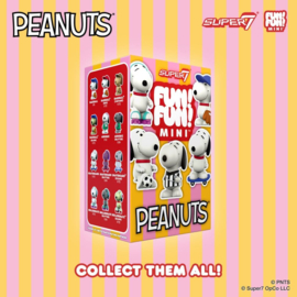 (Pre-order) Peanuts Fun! Fun! Mini Figures Wave 01 Athlete Snoopy Blind Box Display (9)