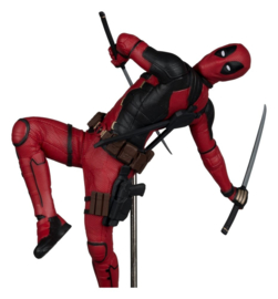 (Pre-order) Marvel Studios Statue 1/10 Deadpool (Deadpool & Wolverine) (Gold Label) 17 cm