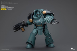 PRE-ORDER Warhammer The Horus Heresy Action Figure 1/18 Tartaros Terminator Squad Terminator With Combi-Bolter And Chainfist 12 cm