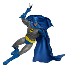 (Pre-order) DC Comics Action Figure Batman Limited Edition 21 cm