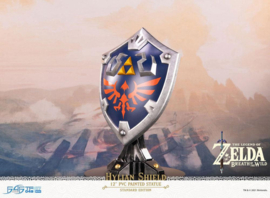 (Pre-order) The Legend of Zelda Breath of the Wild PVC Statue Hylian Shield Standard Edition 29 cm