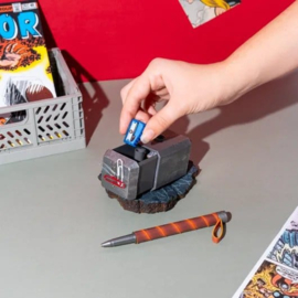 (Pre-order) Marvel Thor Pen and Stand Hammer