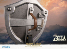 (Pre-order) The Legend of Zelda Breath of the Wild PVC Statue Hylian Shield Standard Edition 29 cm