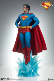 (Pre-order) Superman (2025) Premium Format Statues Superman 61 cm & Krypto 23 cm Bundle (2)