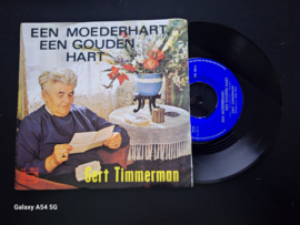 Gert Timmerman met Een moederhart een gouden hart 1968 Single nr S20211207