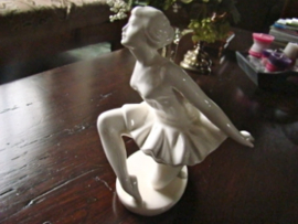 Ballerina beeldje. 