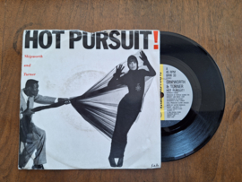 Skipworth and Turner met Hot Pursuit! 1985 Single nr S20232694