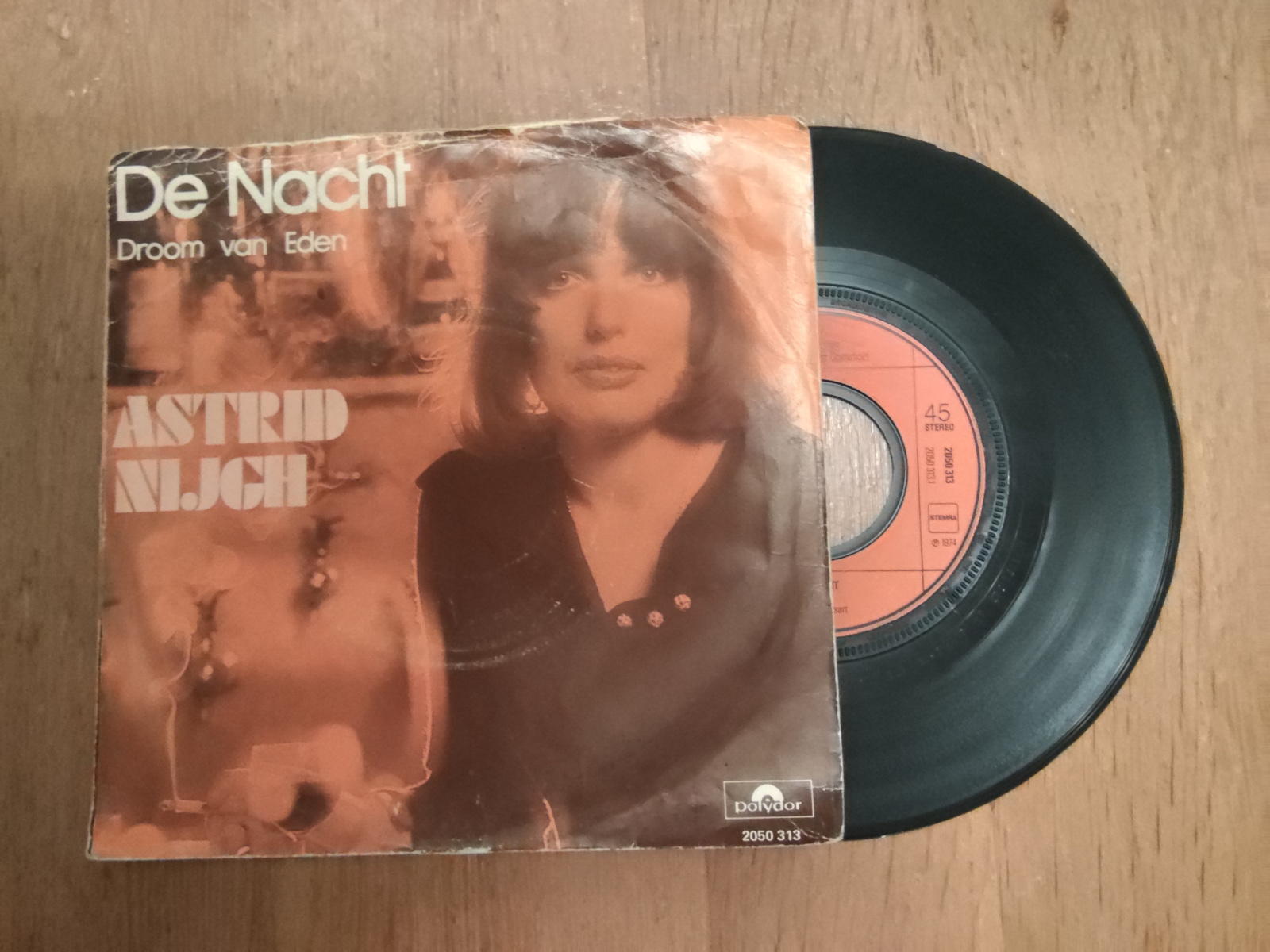 Astrid Nijgh met De Nacht 1974 Single nr S20256378