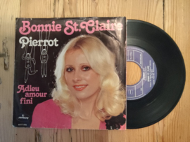 Bonnie St. Claire met Pierrot 1980 Single nr S2021980