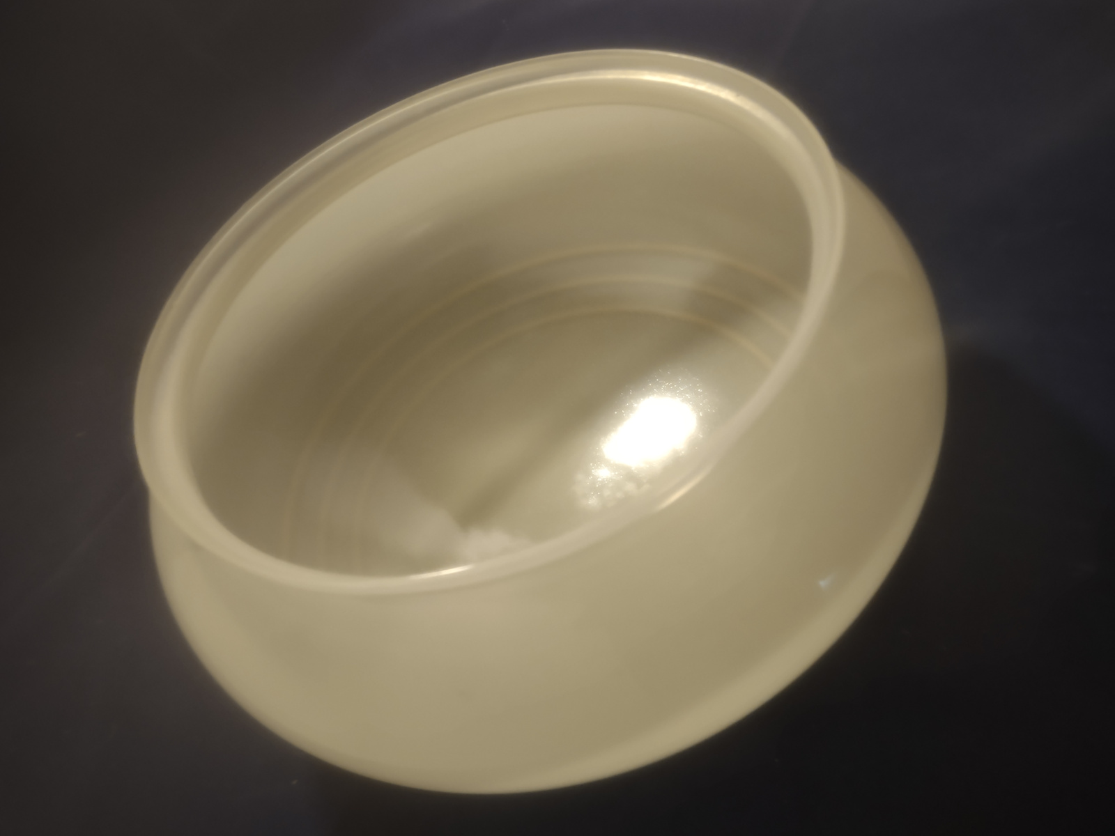 Oude plafonniere bol zacht geel gouden met 3 gouden ringen D25cm oud-G38
