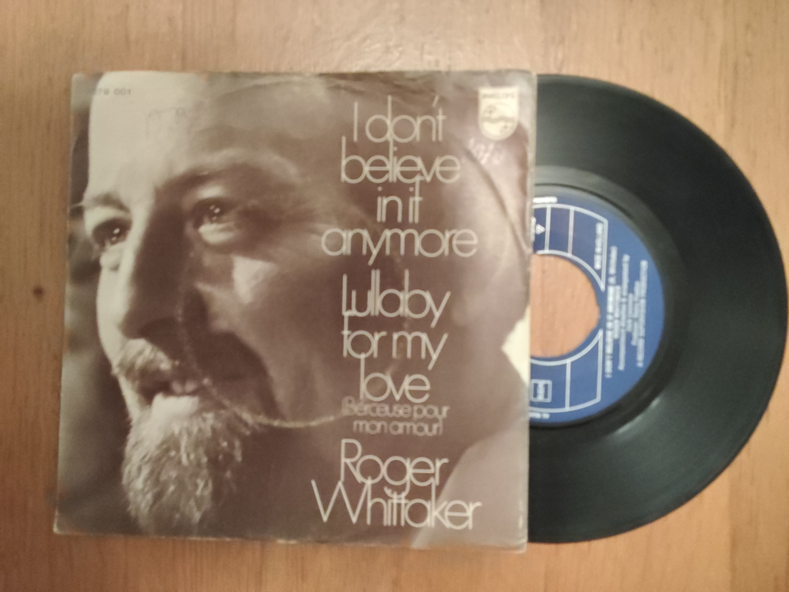Roger Whittaker met I don't believe in if anymore 1970 Single nr S20256338