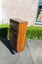 Art-deco minibar met licht uitklappend bovenblad omstreeks 1930 nr 11305