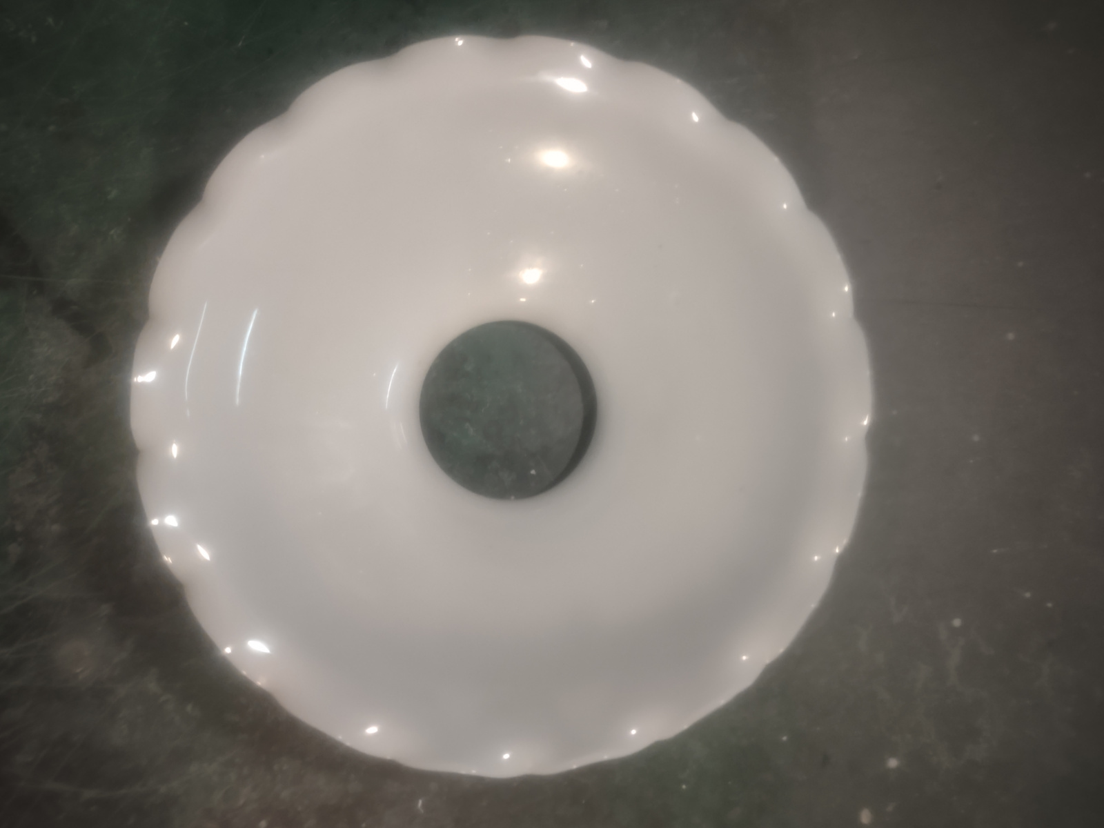 Oude glazen kap opaal kartelrand frans mondgeblazen Vianne glaasje gr-8,0 oud-G23