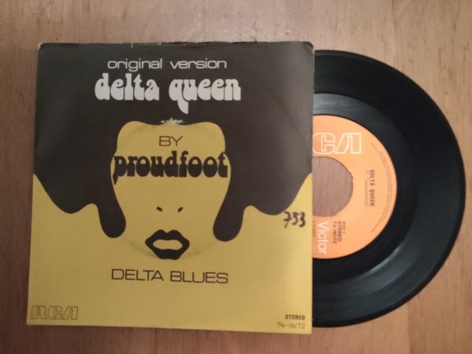 Proudfoot met Delta Queen 1972 Single nr S20256335