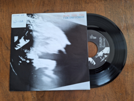 Won Ton Ton met I lie and I cheat 1987 Single nr S20233392