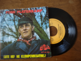 Fons Platenkamp met Lute hef ne klompenmakeriej 1980 Single nr S20211267