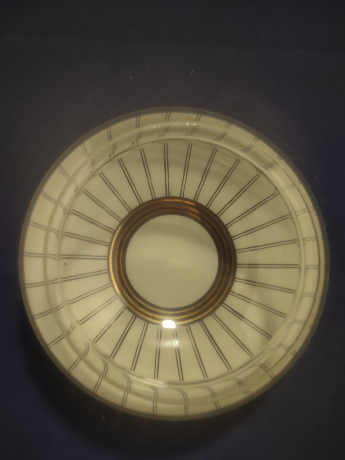 Oude glazen plafonniere bol zacht geel gouden ring heldere strepen D20cm oud-G43