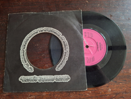 Madness met Embarrassment 1980 Single nr S20233313