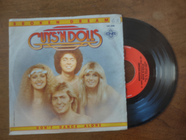 Guys 'n Dolls met Broken dreams 1982 Single nr S20221414