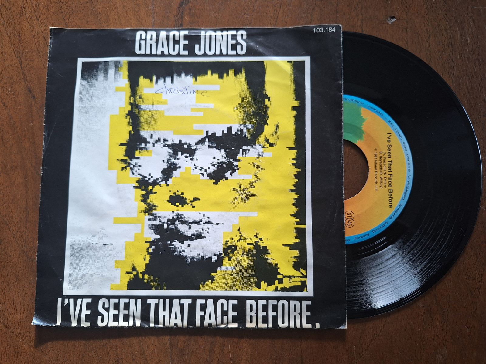 Grace Jones met I've seen that face before 1981 Single nr S20233899