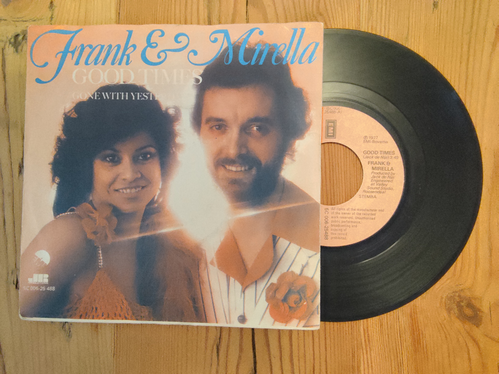 Frank & Mirella met Good Times 1977 Single nr S20256459