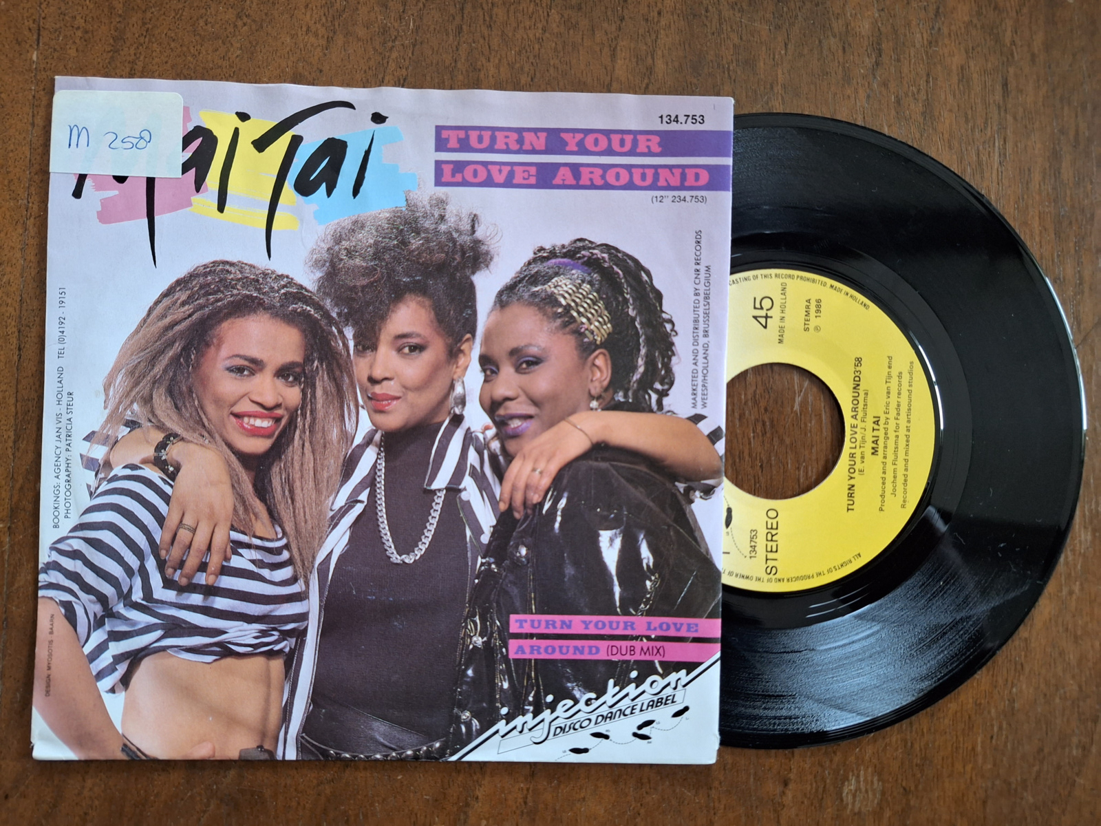 Mai Tai met Turn your love around 1986 Single nr S20233305