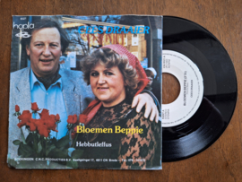 Cees Draaier met Bloemen Beppie 1983 Single nr S20232213