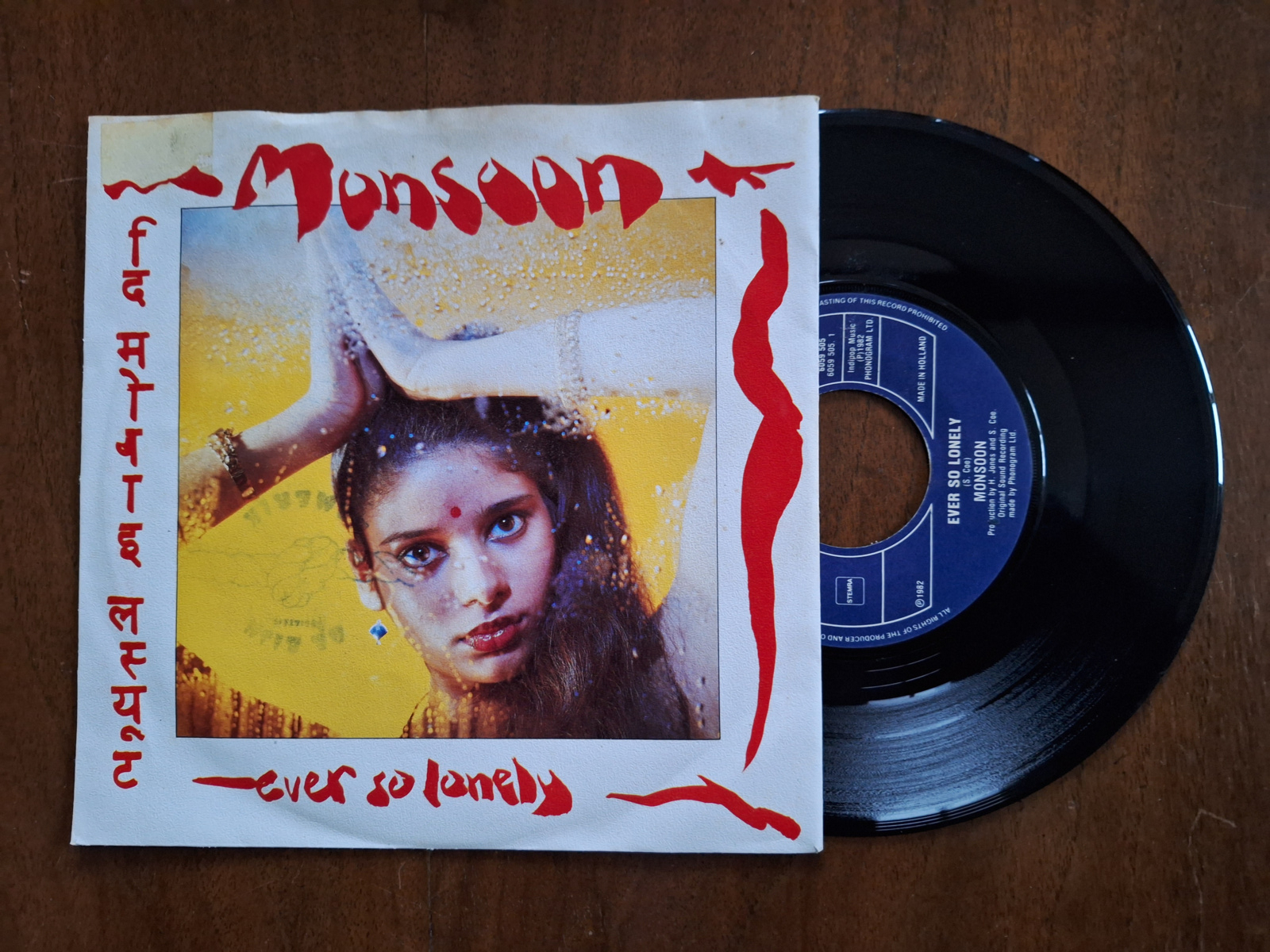 Monsoon met Ever so lonely 1982 Single nr S20234164