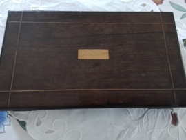 Antieke  houten ingelegde passerdoos van rosewood.