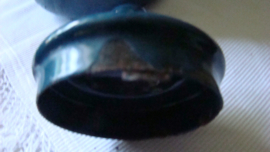 Oude blauwe emaille koffiepot met biesje.