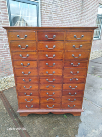 Oud ladenblok 30-laden h-135cm hardhout helemaal compleet nr K202435