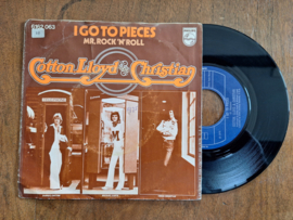 Cotton, Lloyd & Christian met I go to pieces 1975 Single nr S20233719