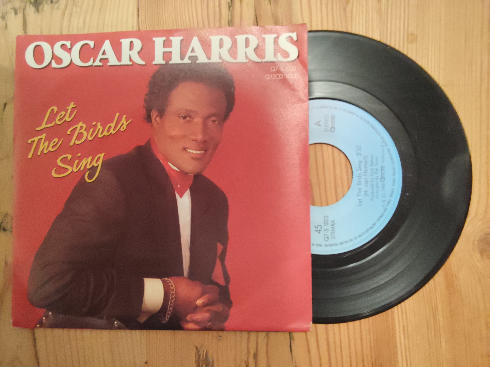 Oscar Harris met Let the birds sing 1988 Single nr S20256404