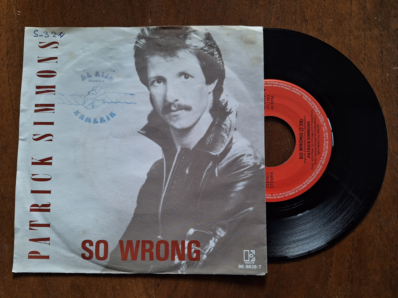 Patrick Simmons met So wrong 1983 Single nr S20234000