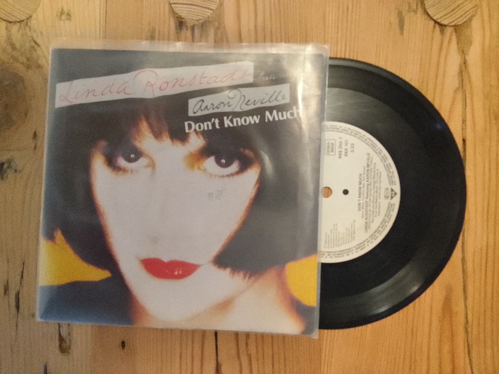 Linda Ronstadt Ft. Aaron Neville met Don't know much 1989 Single nr S20256455