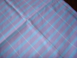 Dekservet of tafelkleedje.        