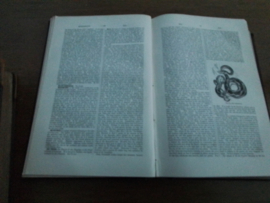 `The National encyclopedia. volume III. a dictionary of  Universe Knowledge by writers of eminence in literature and art. William Mackenzie.