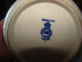 Koekpot of biscuitbarrel Medallion Adams Tunstall