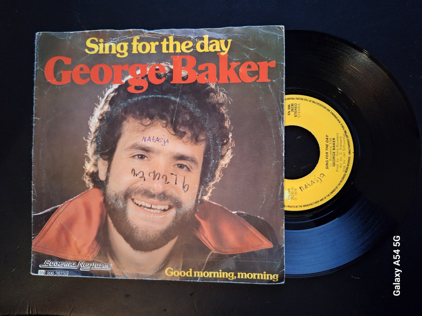 George Baker met Sing for the day 1979 Single nr S20234200